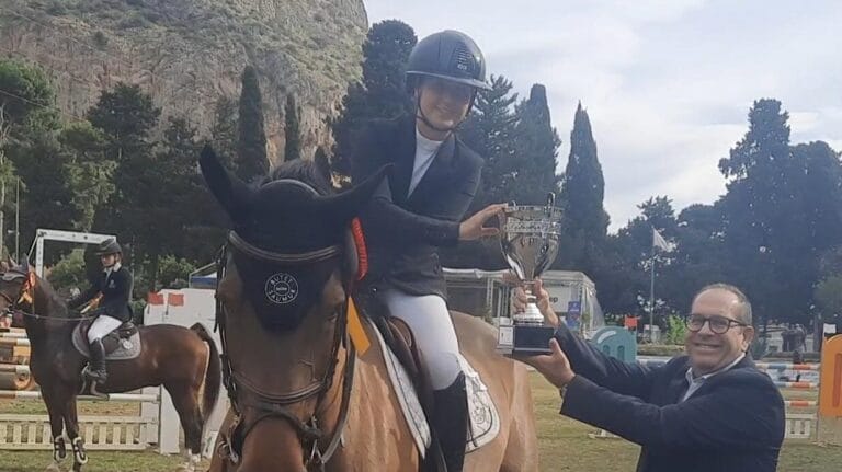 Elisa Chimirri primeggia nella quinta gara. Terzo posto per il fidanzato Lorenzo Correddu