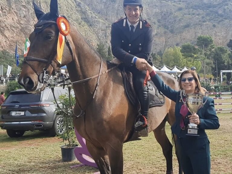 Emanuele Gaudiano vince la gara della categoria CSI 3*
