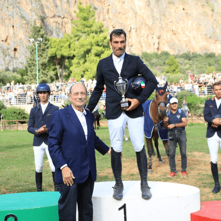 Il cavaliere della nazionale italiana Gianluca Quondam Gregorio entra nell’Albo d’Oro: “Per un siciliano vincere la prestigiosa Coppa degli Assi è un sogno”